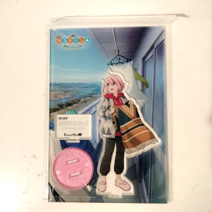 Medialink Laid-Back Camp Movie Acylic Stand