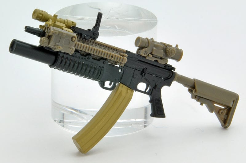 Tomytec LITTLE ARMORY LS05 M4A1 Asato Miyo Mission Pack