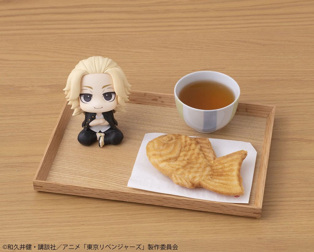 Megahouse LOOK UP SERIES TOKYO REVENGERS Sano Manjiro ＆ Ryuguji Ken set 【with gift - Cushion】