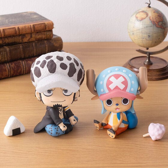 Megahouse LOOK UP SERIES TRAFALGAR.LAW &amp; TONYTONY CHOPPER【with gift - accessories】