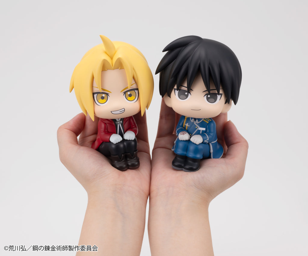 LOOK UP SERIES Fullmetal Alchemist Edward Elric &amp; Roy Mustang set【with gift: Cushions】