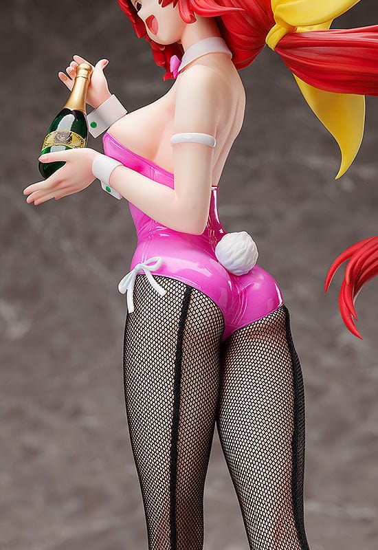 FREEing Muv-Luv Alternative Sumika Kagami: Bunny Ver. 1/4th Scale Figure