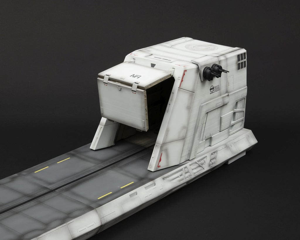 Megahouse Realistic Model Series MOBILE SUIT GUNDAM ZZ ( 1/144 HG series ) Nahel Argama catapult deck