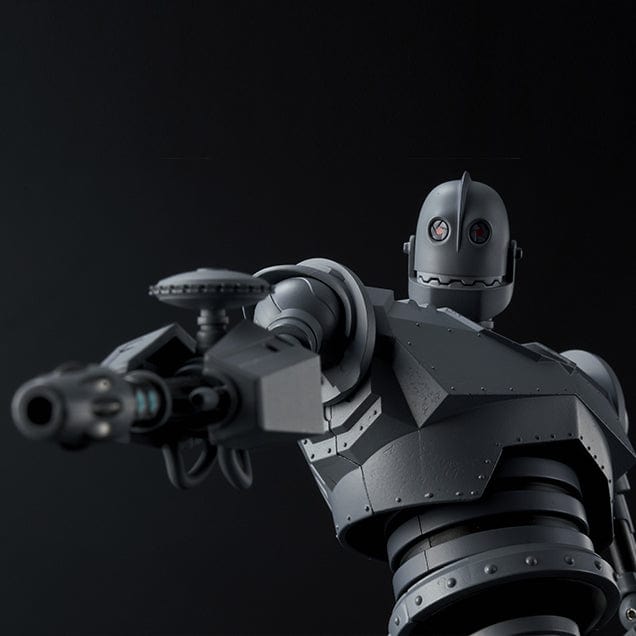 SEN-TI-NEL RIOBOT Iron Giant Battle Mode