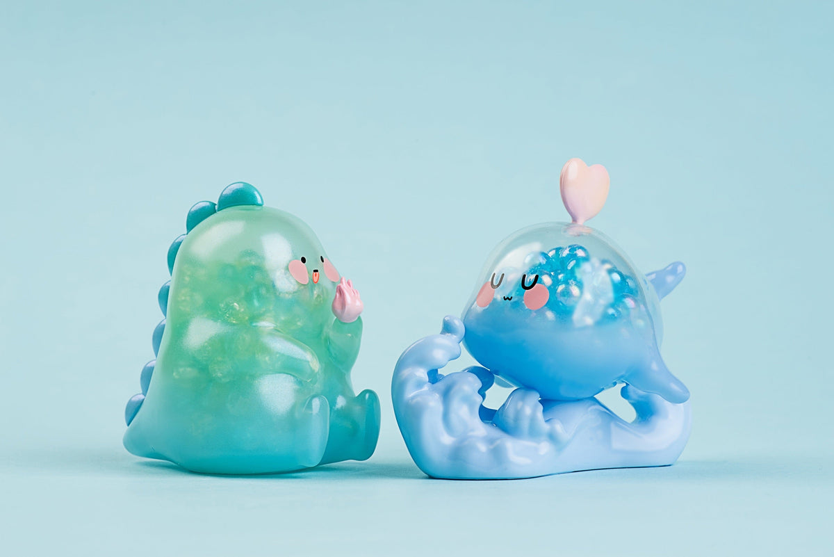 SimonToys SIMONTOYS DONKEE LIGHT AND SOFT SERIES TRADING FIGURE