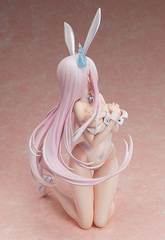 FREEing Yuuna Yunohana: Bare Leg Bunny Ver.