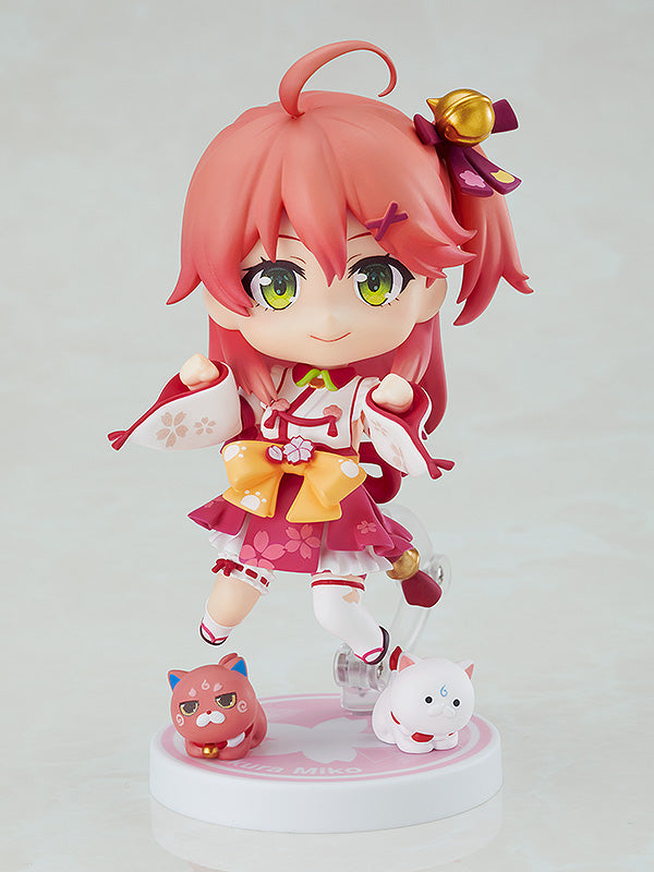 1722 Nendoroid Sakura Miko