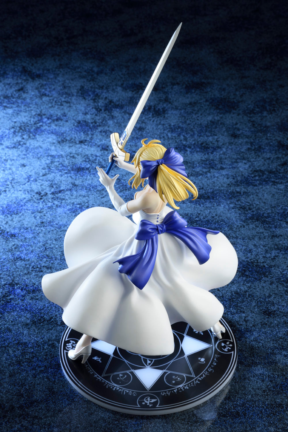 Saber White Dress Renewal Version 1/8 Scale Figure