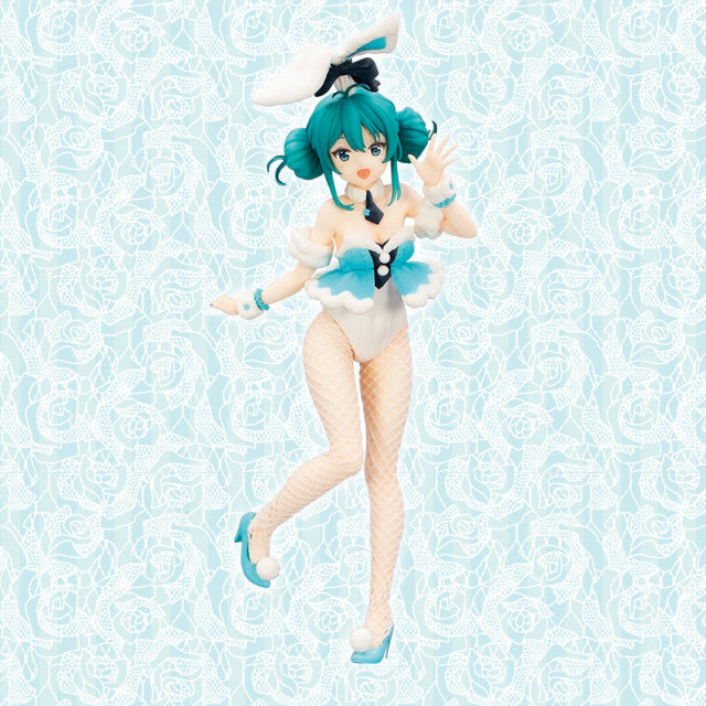 FURYU Hatsune Miku white rabbit ver. BiCute Bunnies figure