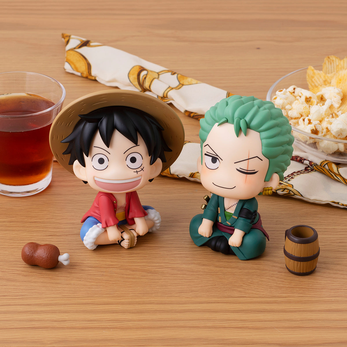 LOOK UP SERIES Luffy & Zoro SET (with gift)