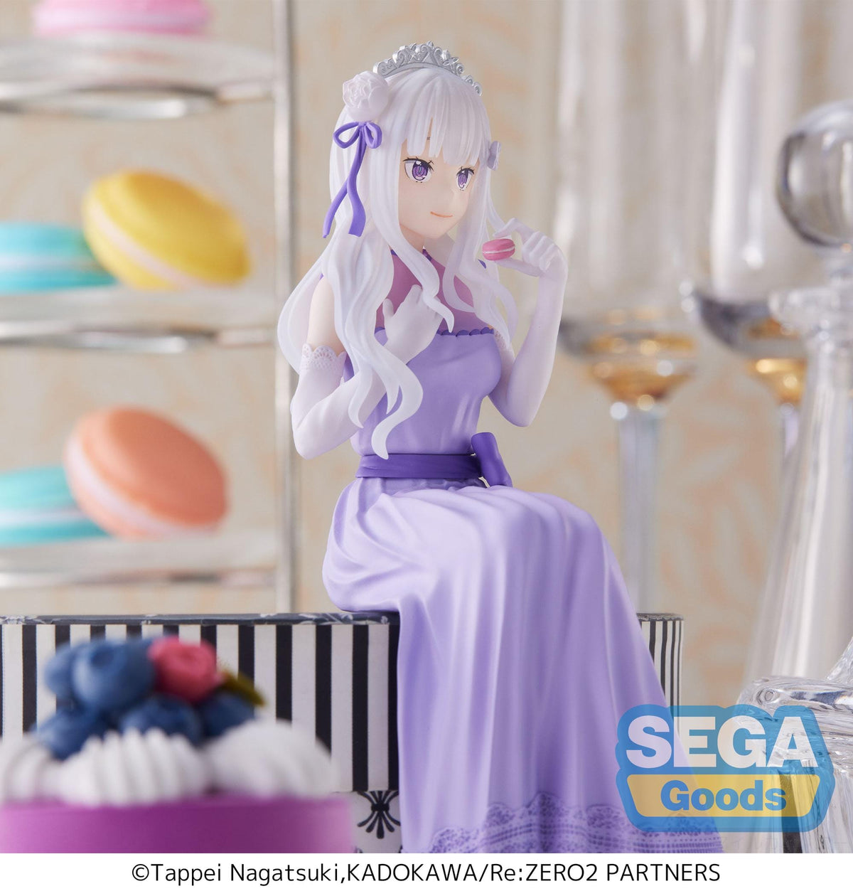 SEGA Re:ZERO Starting Life in Another World : Lost in Memories PM Perching Figure Emilia Dressed Up Party