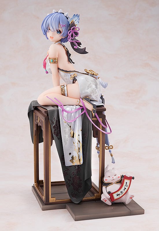 Kadokawa Rem: Graceful Beauty ver. 1/7th Scale Figure
