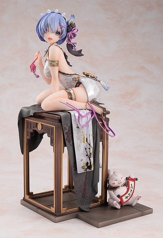 Kadokawa Rem: Graceful Beauty ver. 1/7th Scale Figure