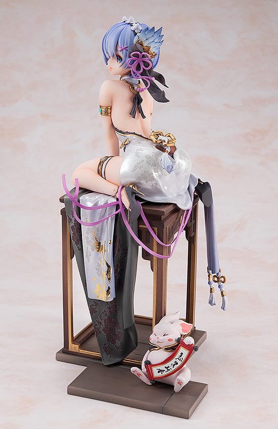 Kadokawa Rem: Graceful Beauty ver. 1/7th Scale Figure