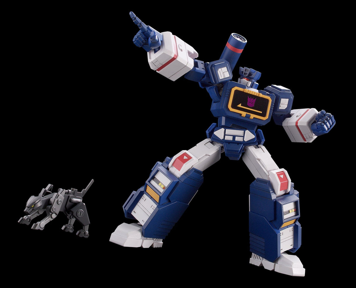 Flame Toys Soundwave