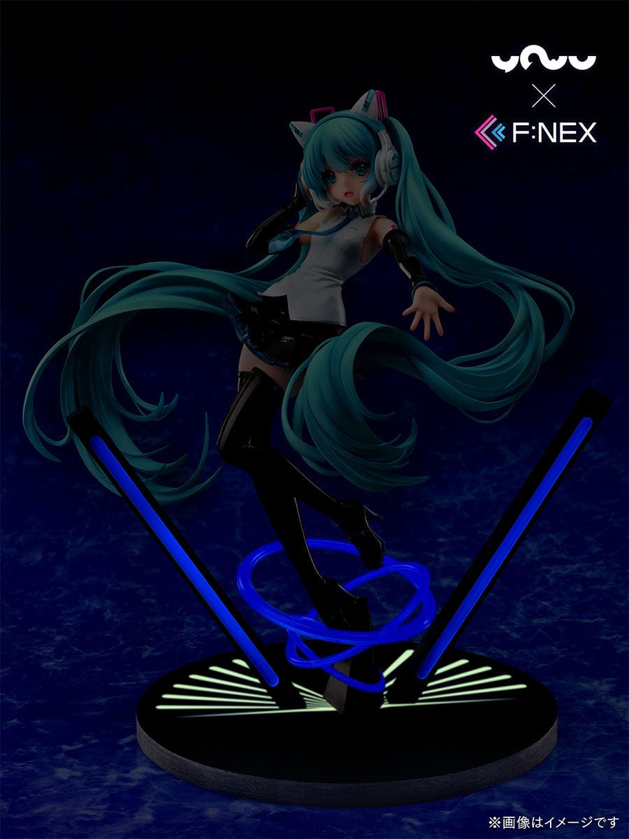 FURYU YOWU×F:NEX HATSUNE MIKU CAT EAR HEADPHONE Ver. 1/7 Scale Figure